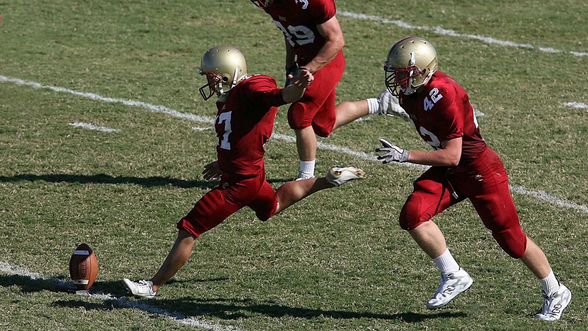 赛季尾声：哪些战队正准备“冲刺季后赛”？，季后赛几支战队打